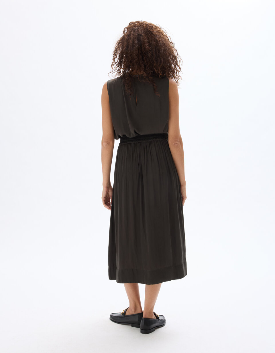 Robe Camaïeu Taille 36 – Gris Anthracite – Longueur Genoux – Occasion Bon état