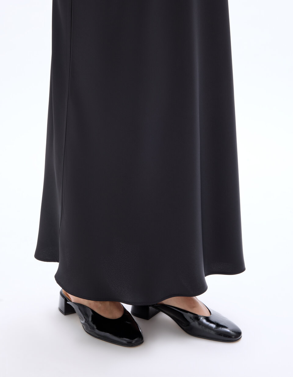 Jupe Mini En Satin Noir/marron/ivoire à Motif - Taille M - Marque !it - Neuve Avec étiquettes