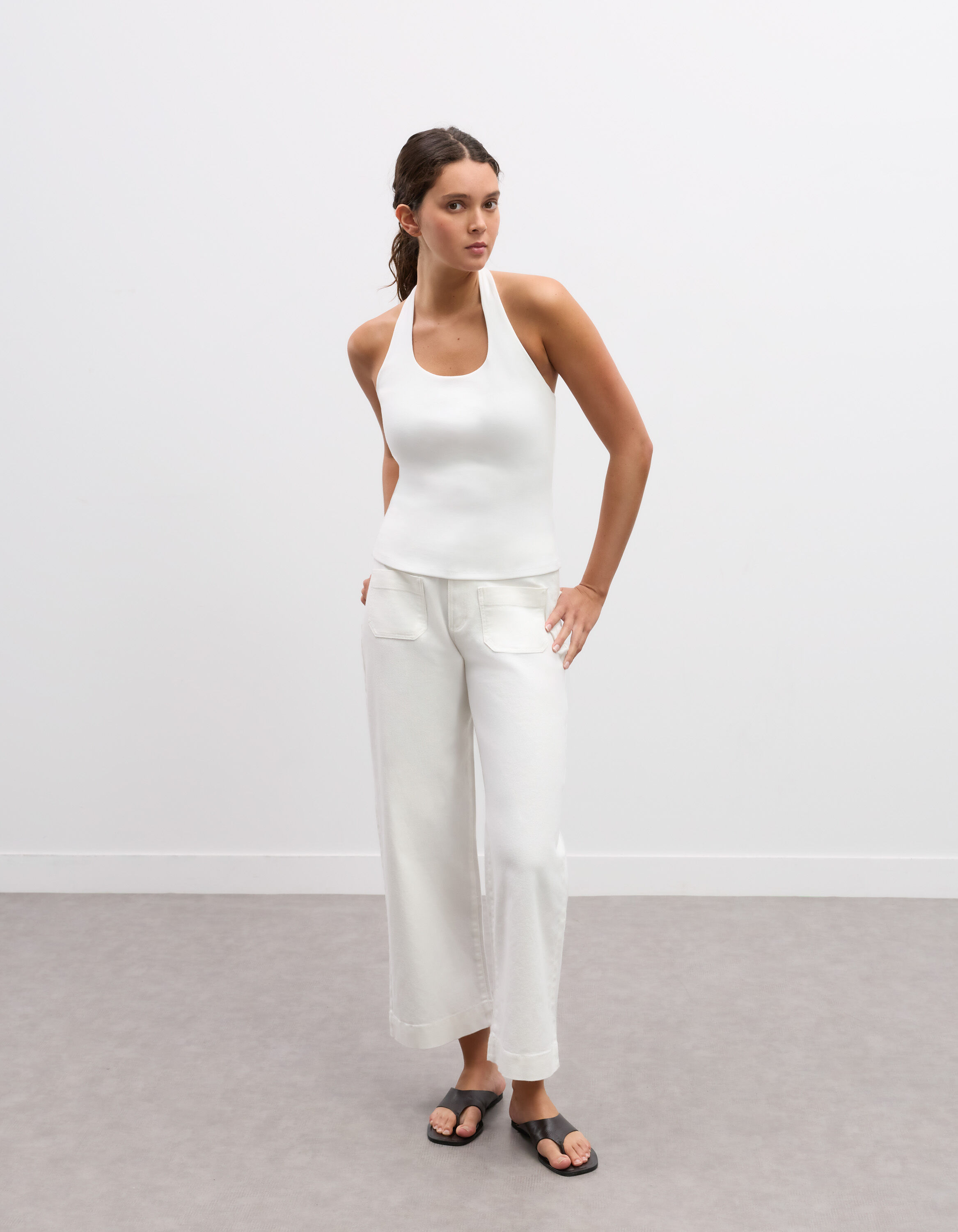 Backless Tank Top with Built-in Bra - White | celio women