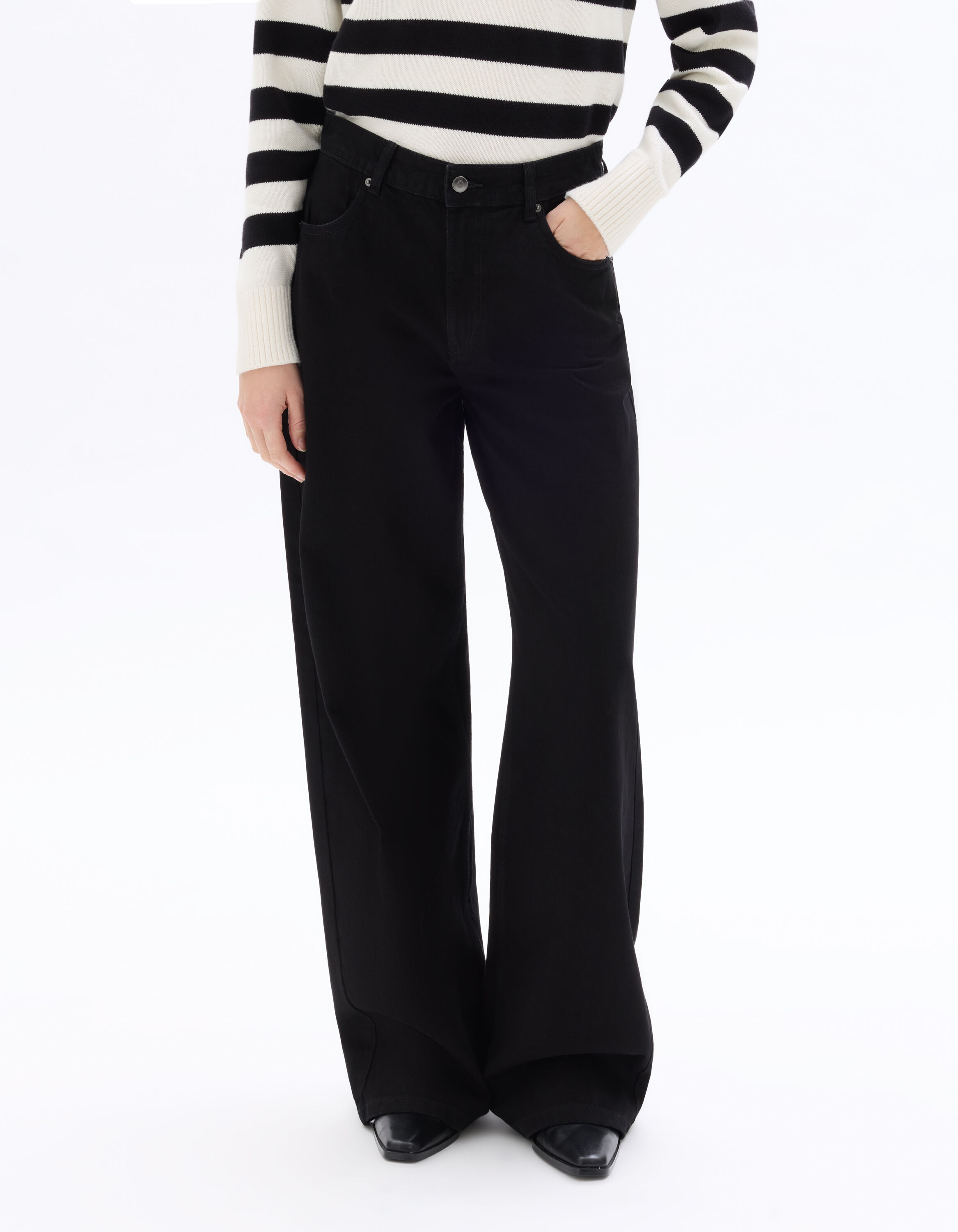 Jean Effet Ciré Noir Camaïeu - Taille 42 Pour Femme, Occasion Très Bon état, Coupe Straight