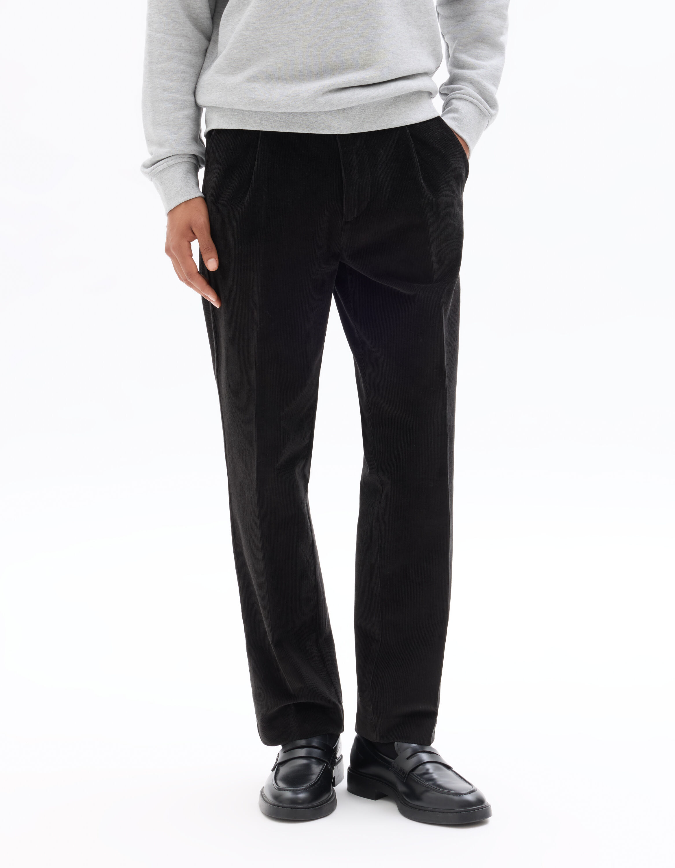 Straight-leg velvet chino trousers - black | celio be normal