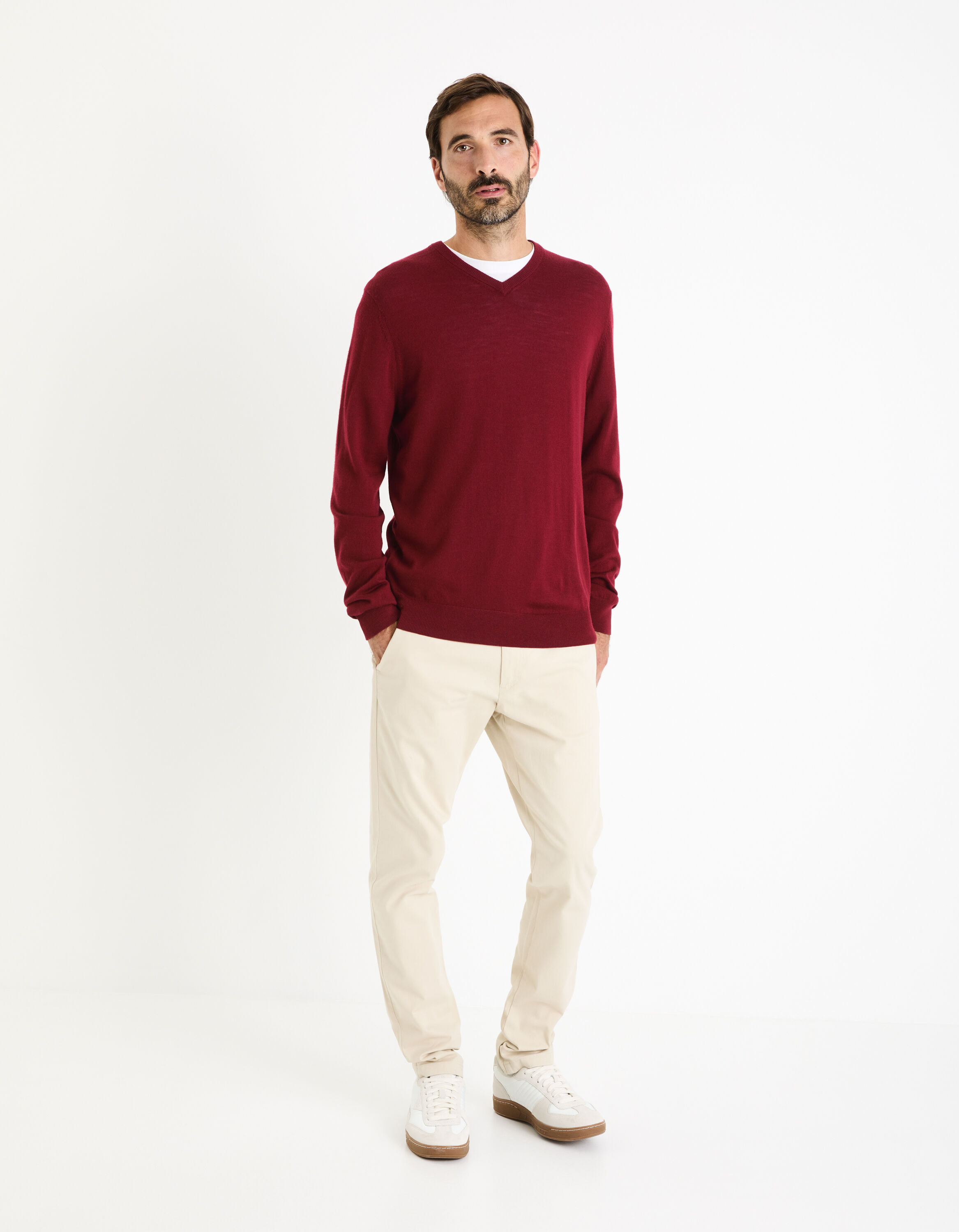 Pull col V 100 laine m rinos rouge celio be normal