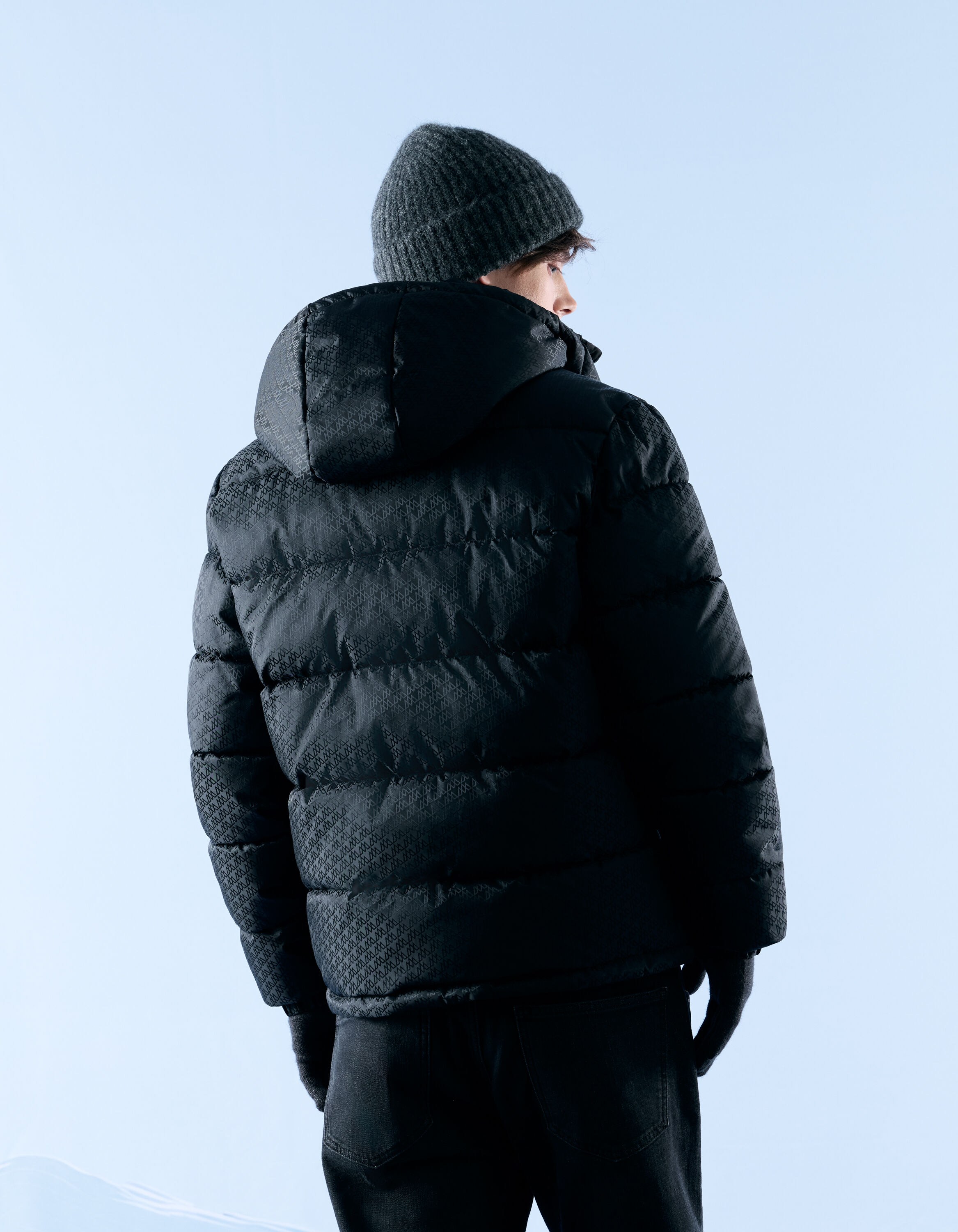 Chamonix-Mont-Blanc - Down jacket with black monogram | celio be
