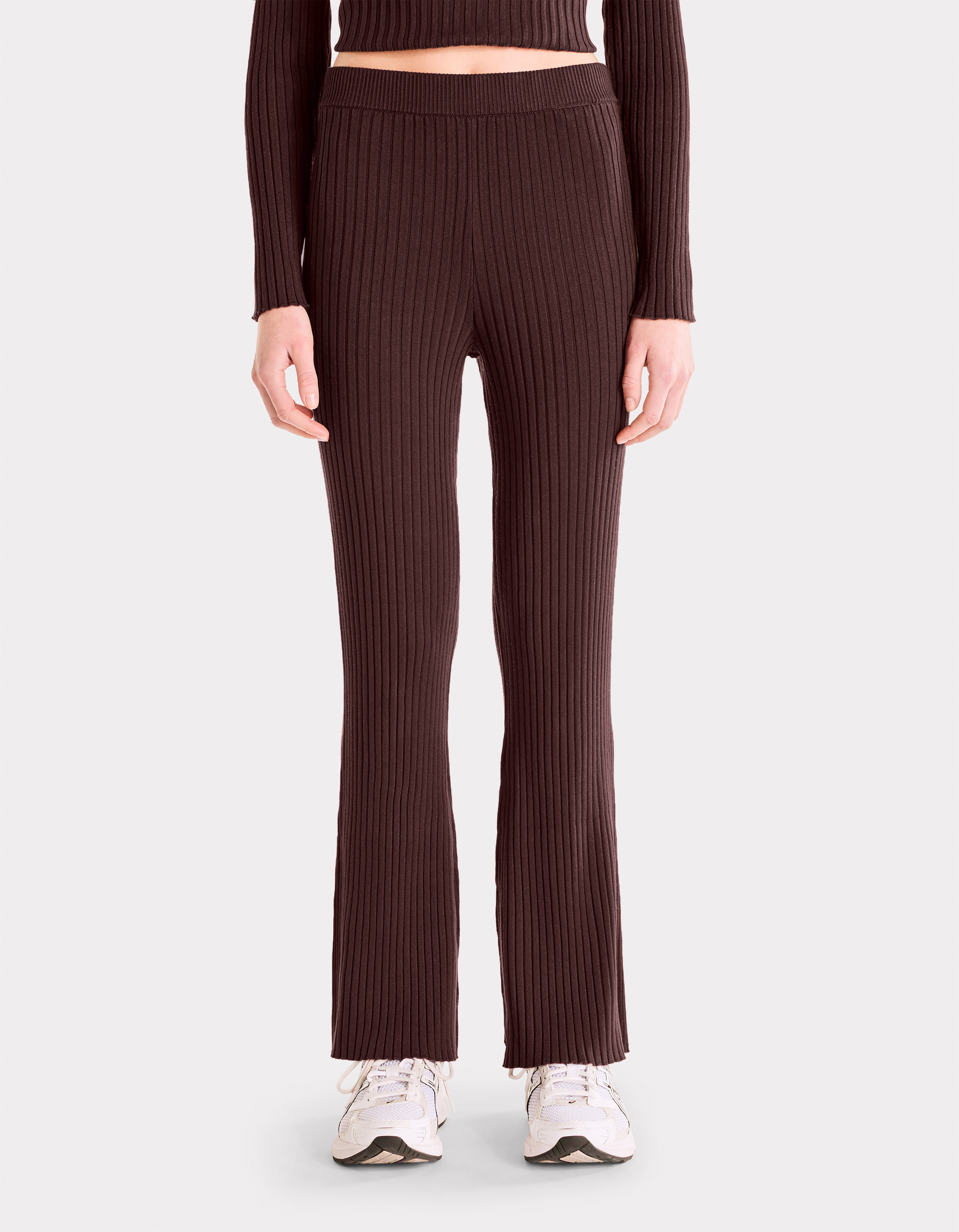Pantalon en côtes plates - bordeaux - celio - Modalova