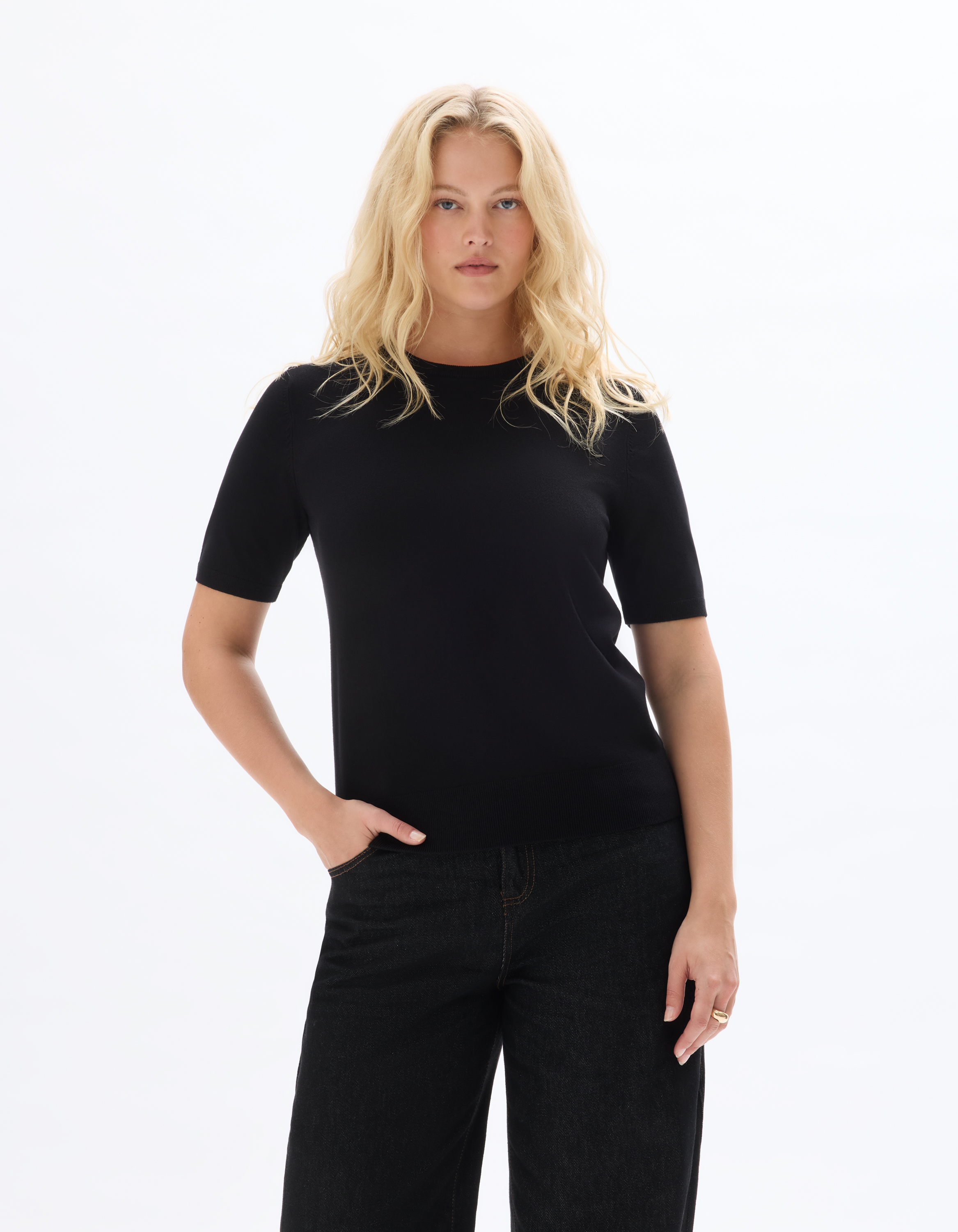 Pull manches courtes en maille fine - celio - Modalova