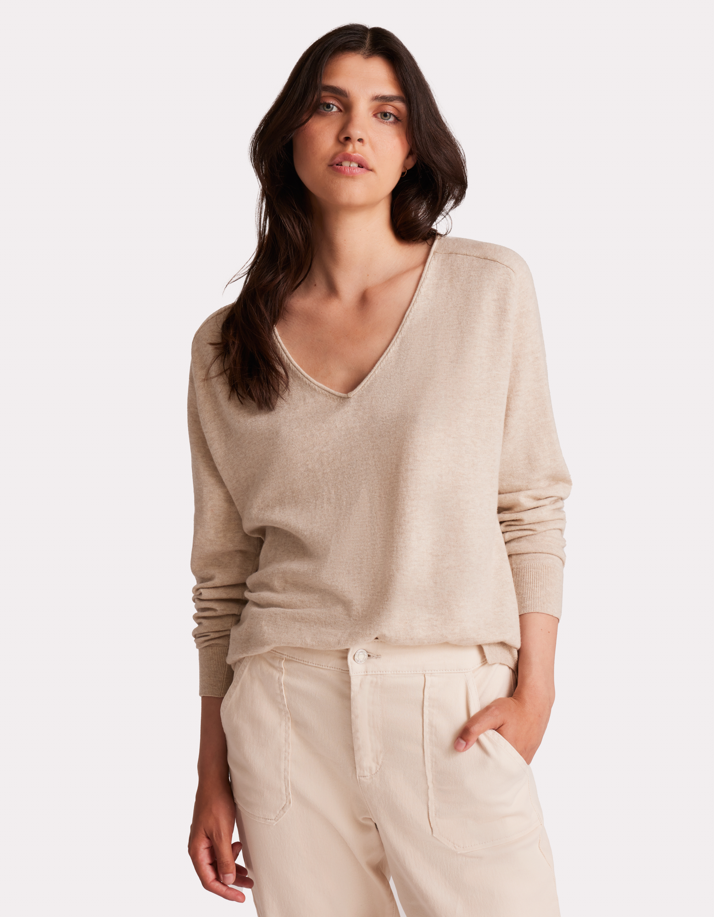 Pull doux à col V - beige clair - celio - Modalova