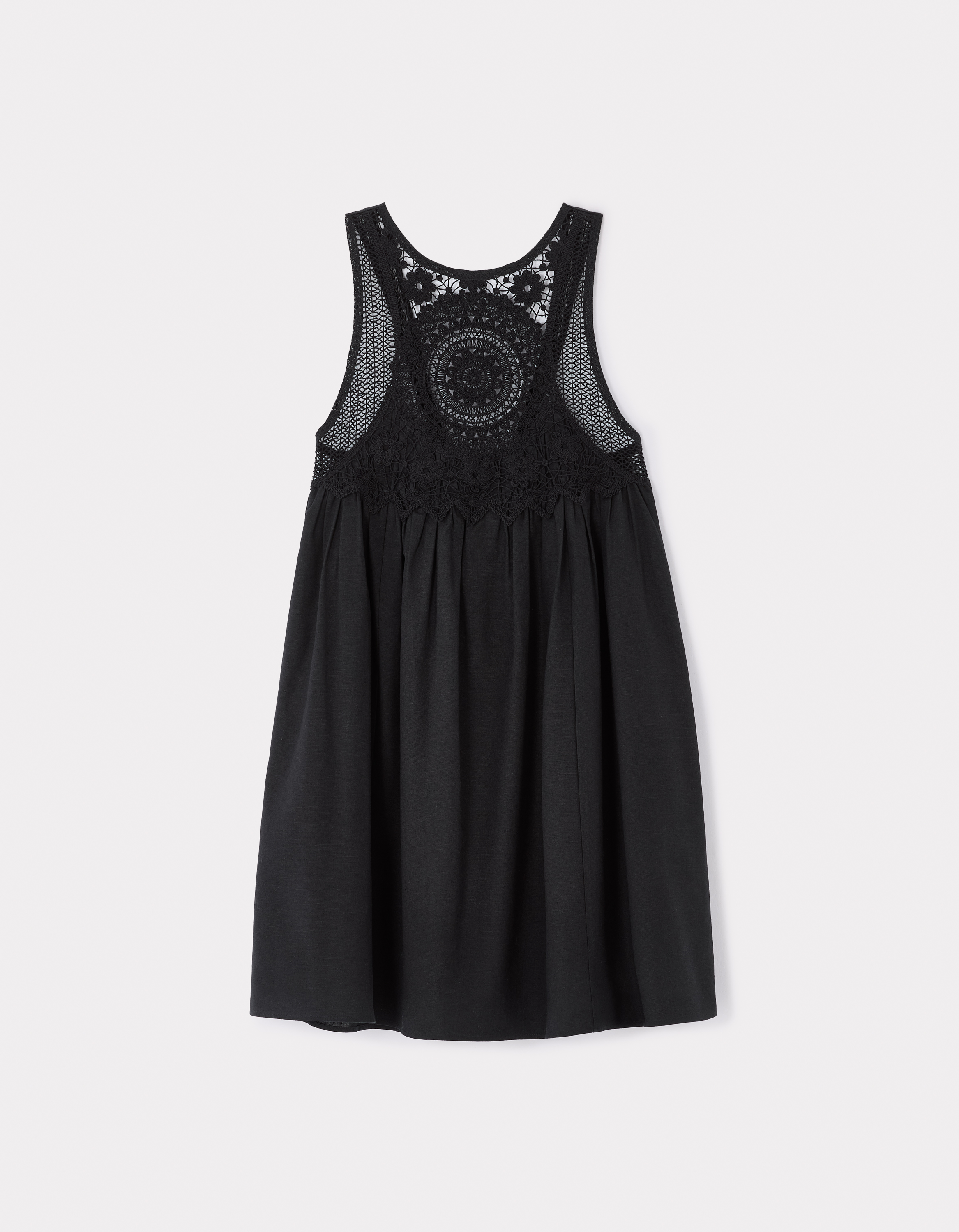 Robe courte broderie sur le haut - noir