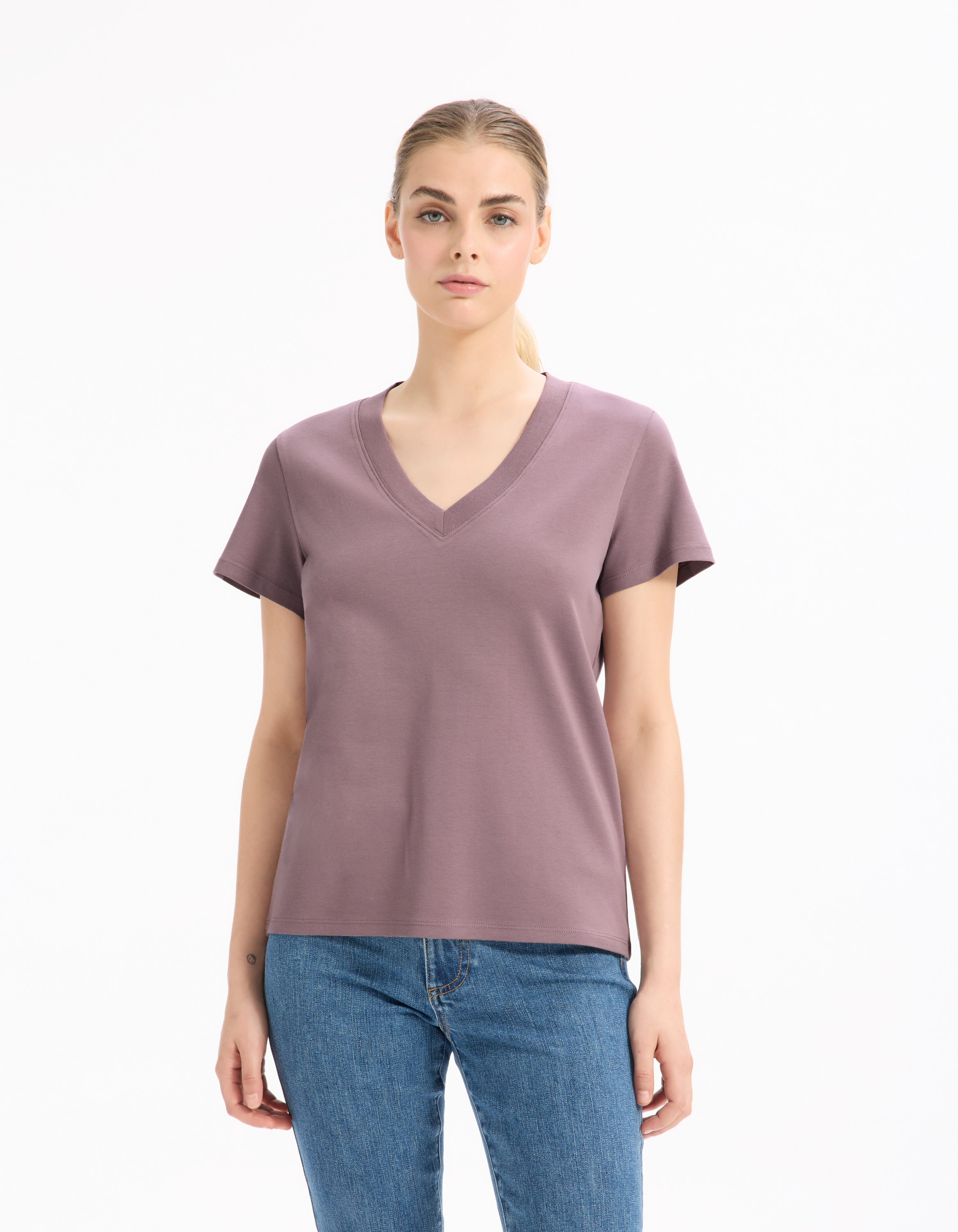 T-shirt en coton doux col V - violet - celio - Modalova