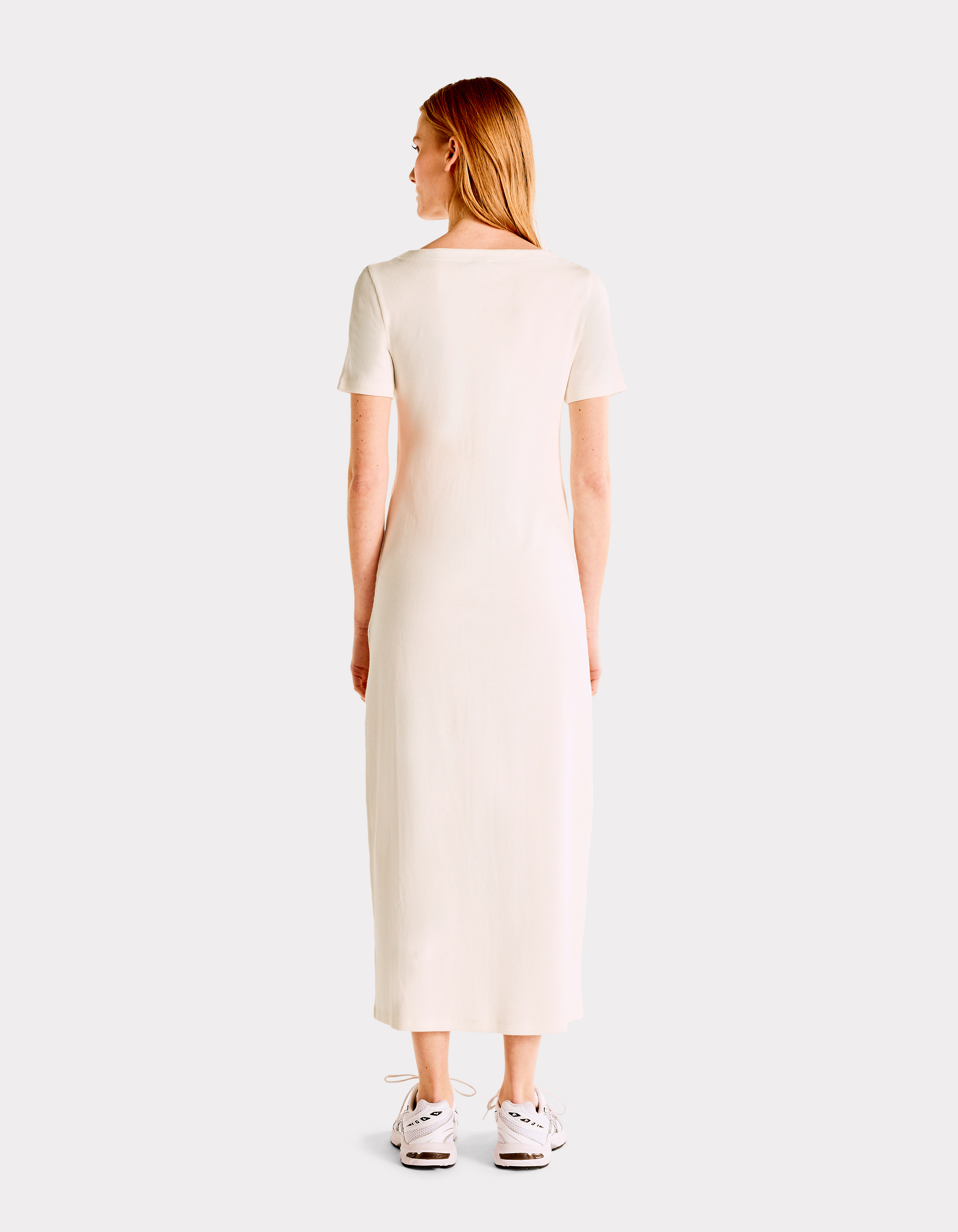 Robe longue côtelée boutonnée - écru - celio - Modalova