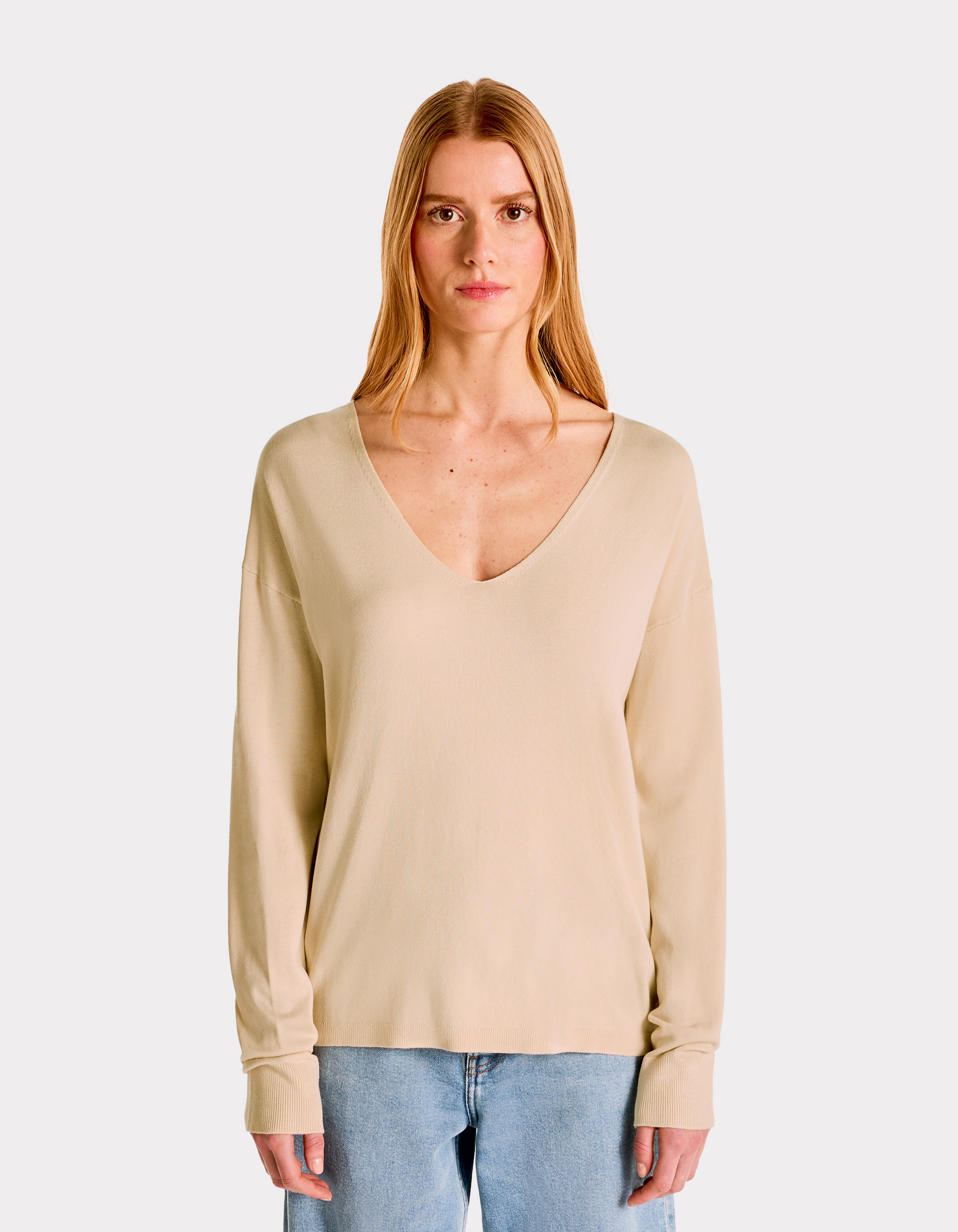 Pull fluide col V en viscose Ecovero - beige - celio - Modalova
