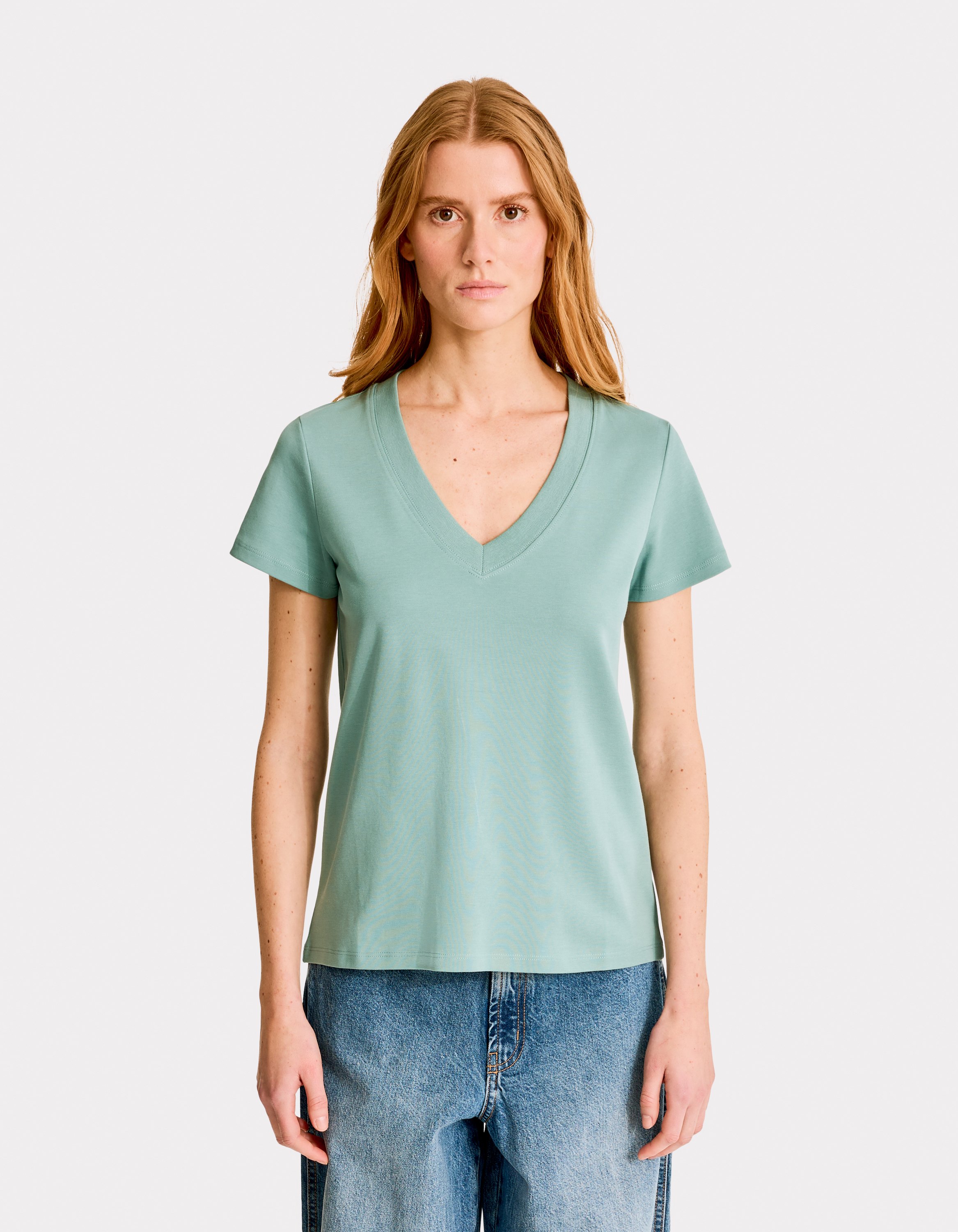 T-shirt en coton doux col V - vert - celio - Modalova