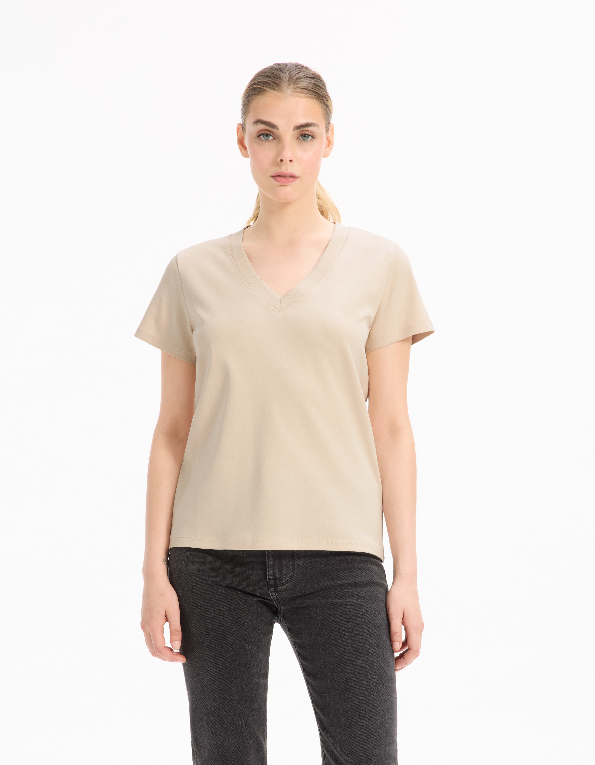 T-shirt en coton doux col V - beige - celio - Modalova