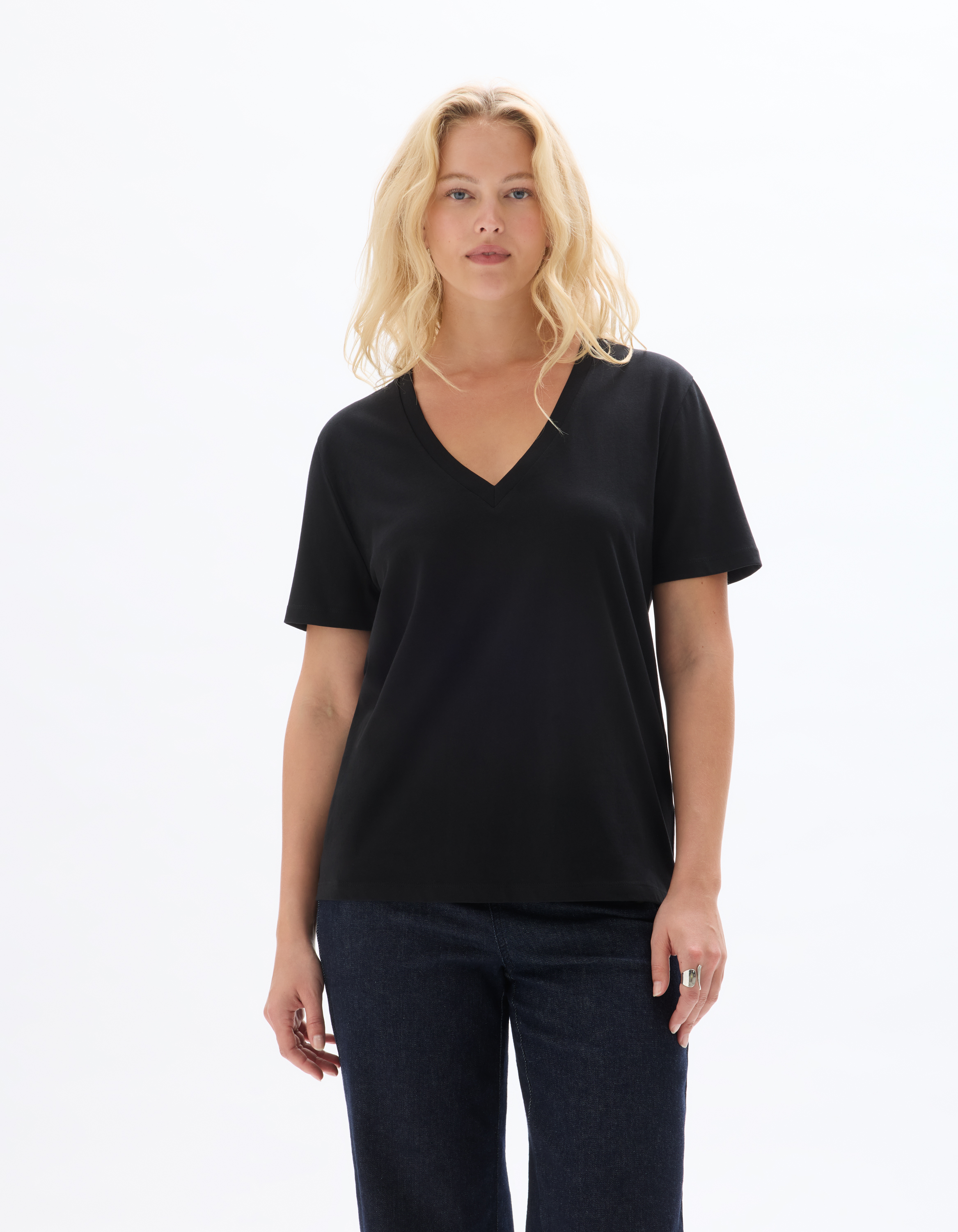 T-shirt manches courtes à col V - celio - Modalova