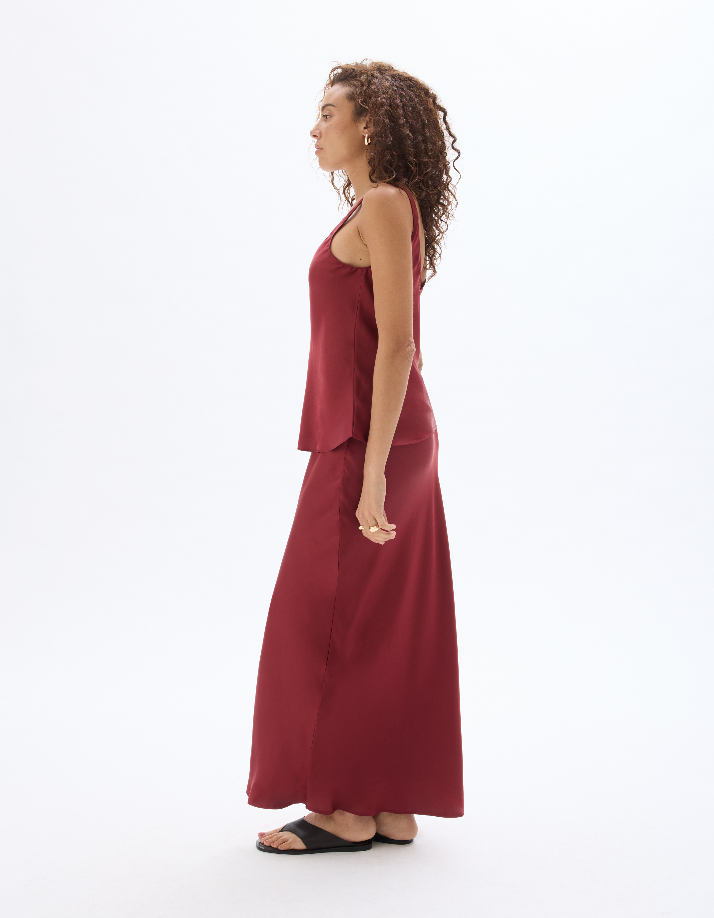 Jupe mi-longue en satin - rouge - celio - Modalova