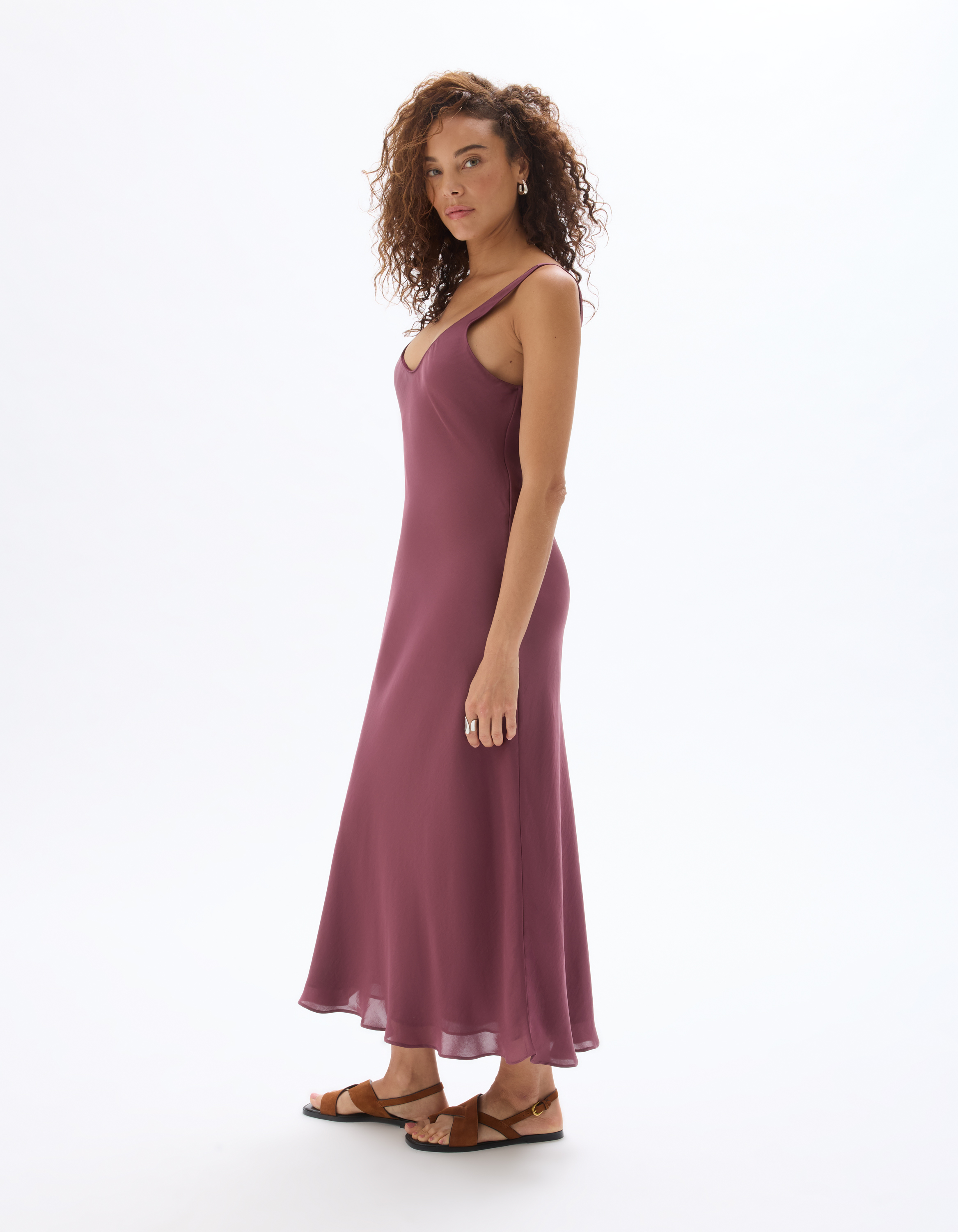 Robe longue en satin - violet - celio - Modalova
