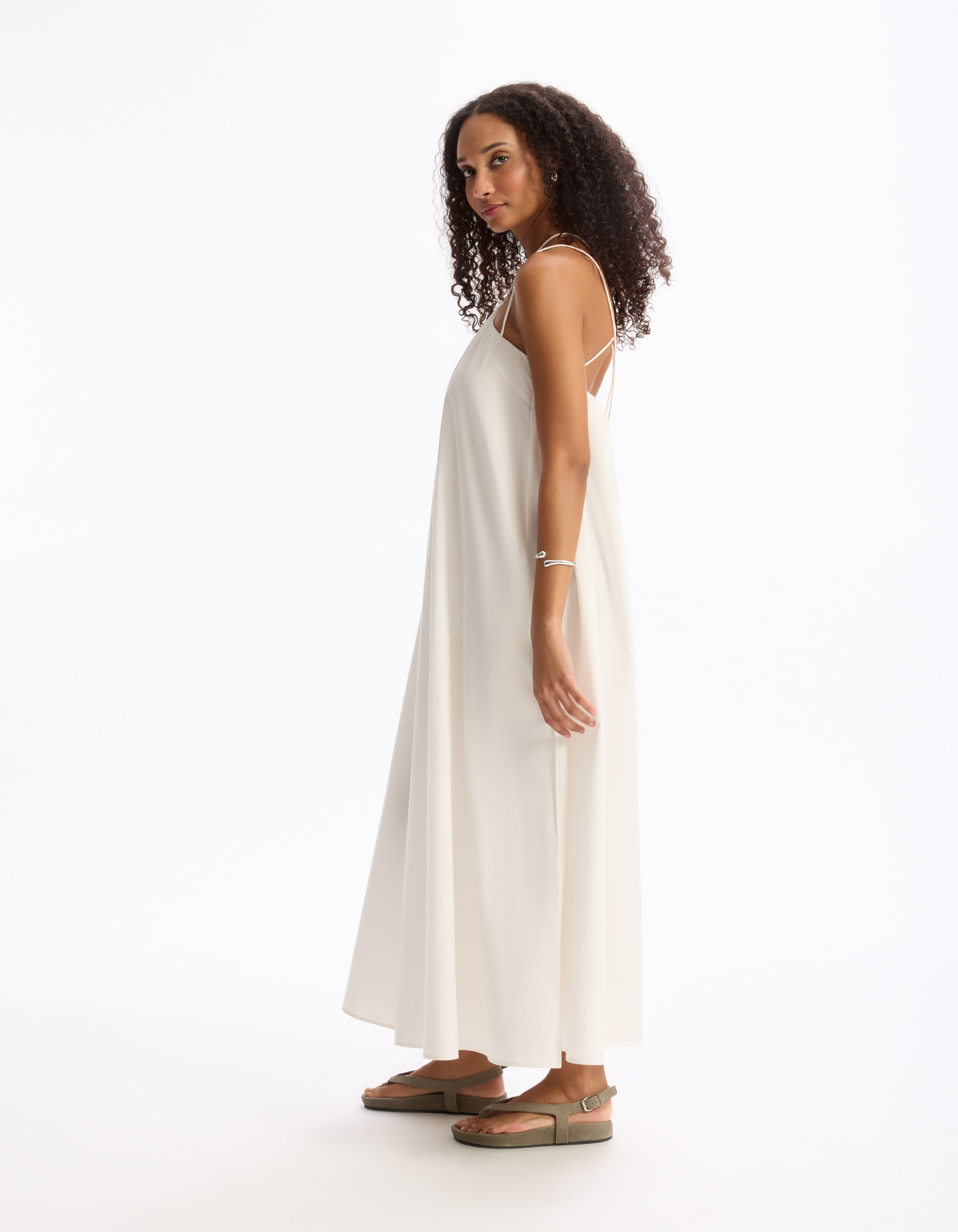 Robe longue fluide à bretelles croisées - beige - celio - Modalova