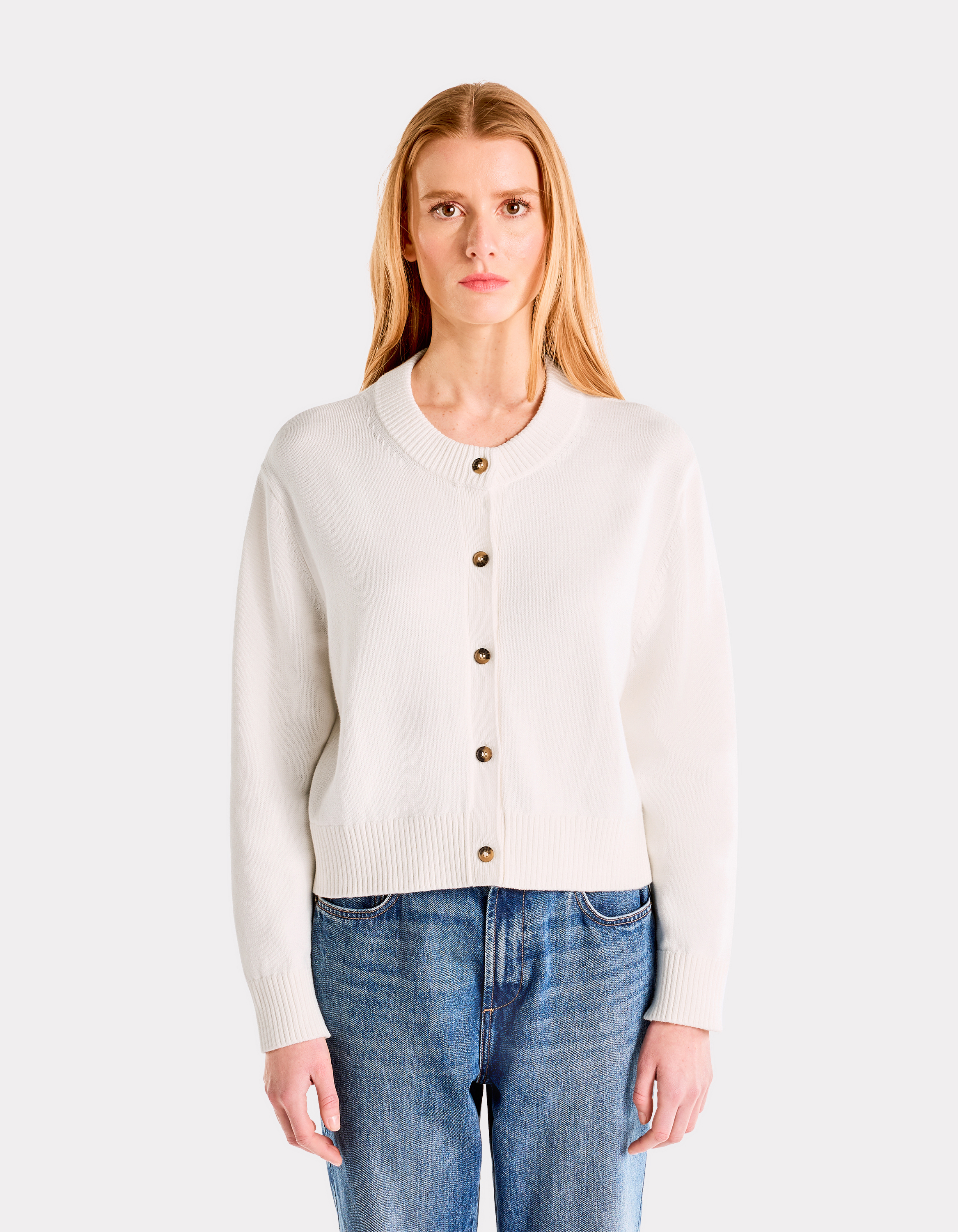 Gilet court en coton - écru - celio - Modalova