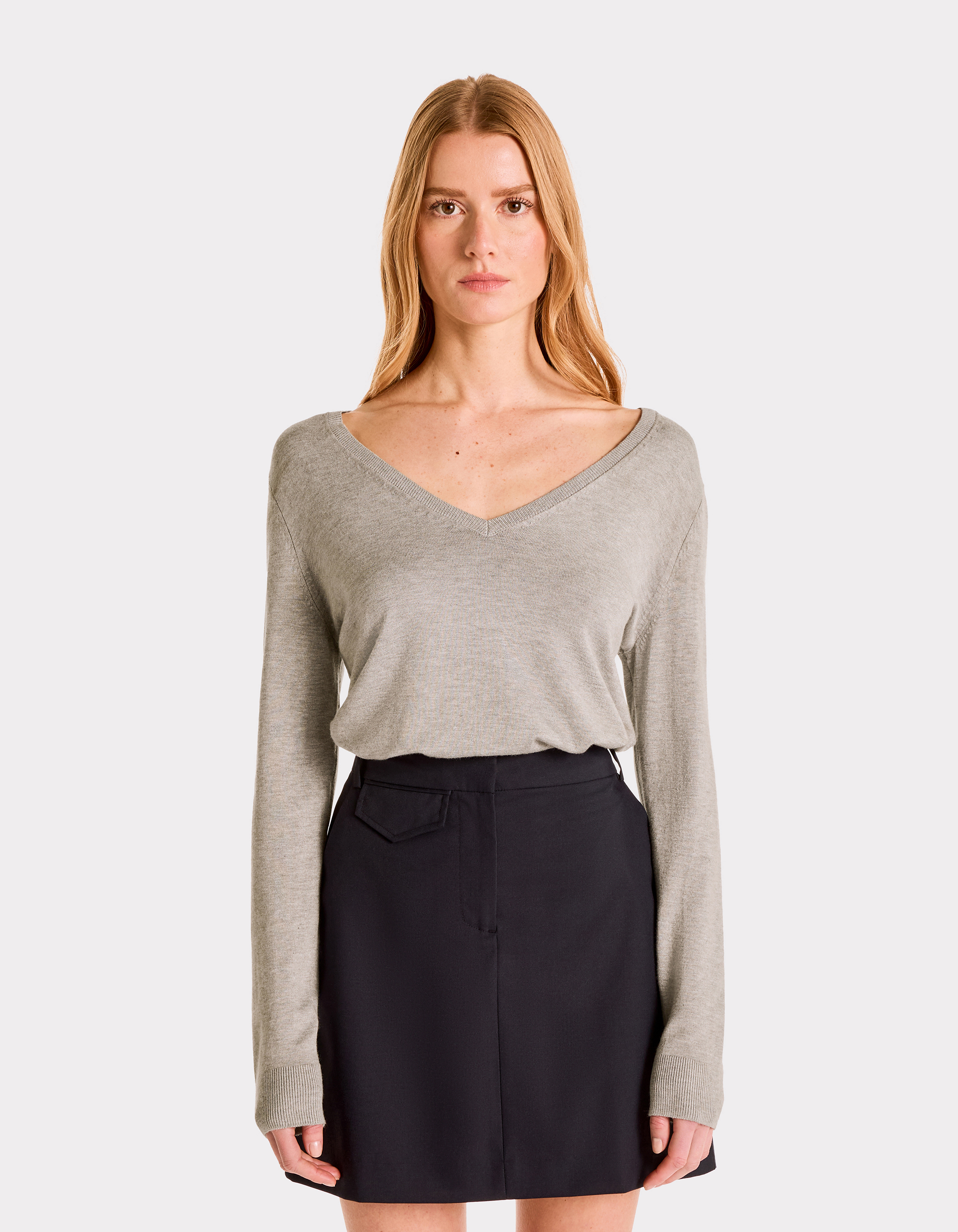 Pull en maille fine col V - gris clair - celio - Modalova