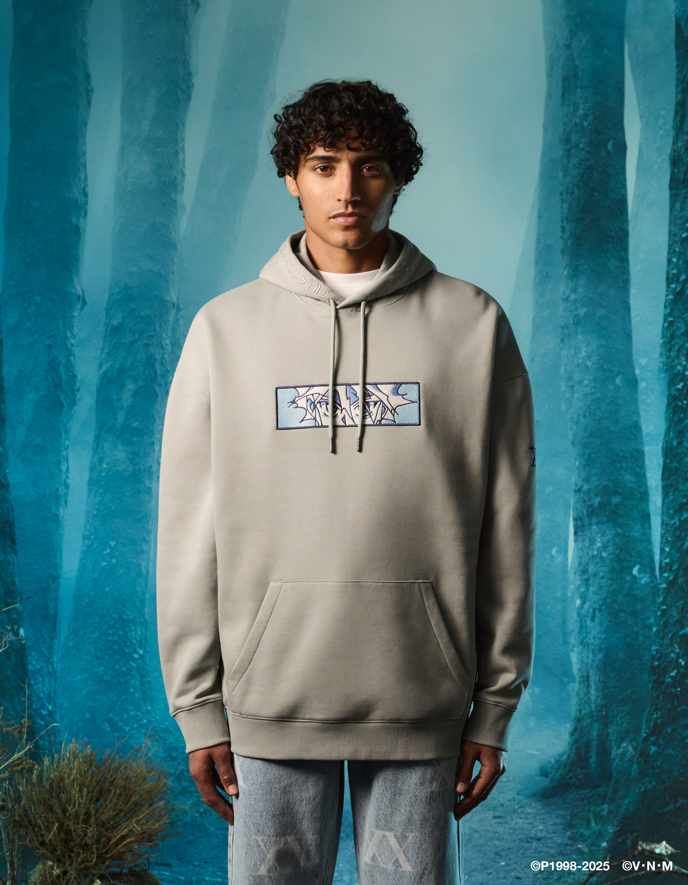 Hunter x Hunter - Sweat gris - camaieu - Modalova