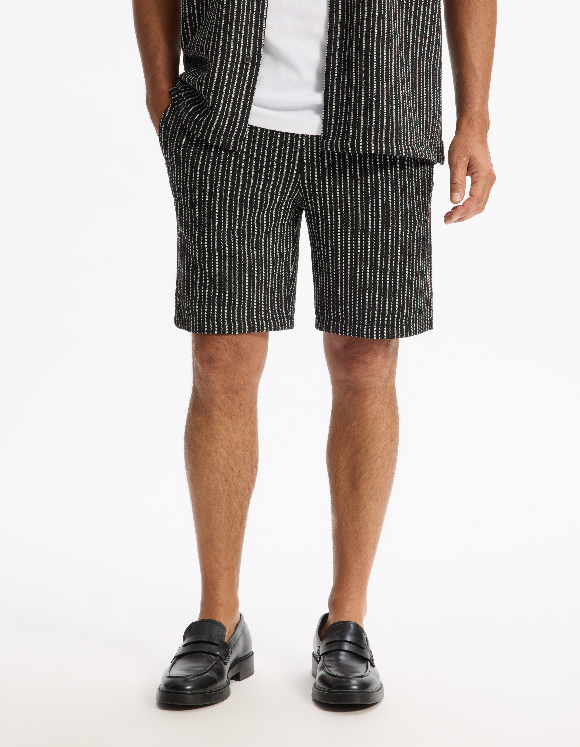 Short rayé - noir - camaieu - Modalova